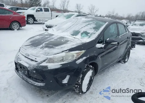 2013 Ford Fiesta Se из США, поврежденный, VIN 3FADP4BJ4DM204058